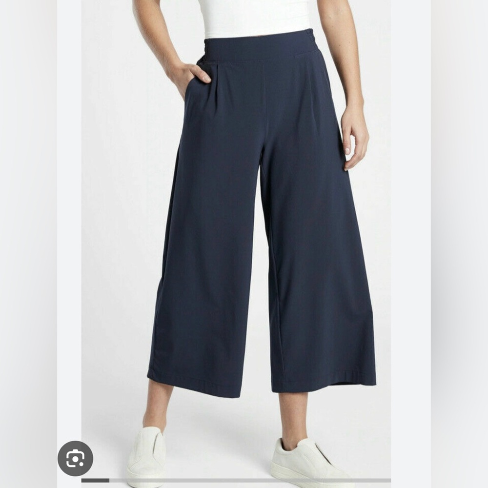 Athleta Brooklyn wide leg crops